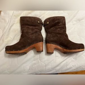 Women’s Uggs Boots Size 7
